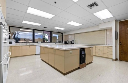 Desert Hot Springs House | $140 per night. 3BR 2BA Home 10 MIN TO PALM SPRINGS ● Gated Security Community ●