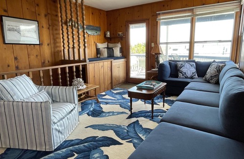Avila Beach Cottage | 141 A 1st Street 3 Bedroom Home by RedAwning