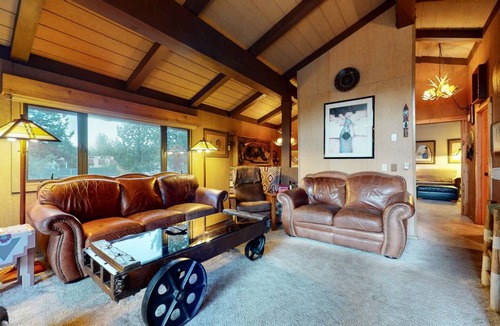 Mammoth Lakes Condo | 149 m² Condo ∙ 3 bedrooms ∙ 8 guests