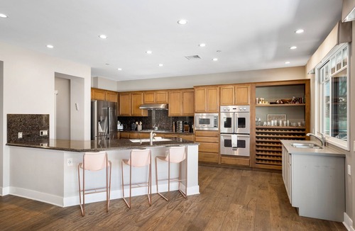 Oxnard Shores House | 1520MBR Shangri-La on the Shores