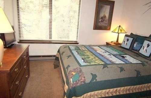 Mammoth Lakes Condo | 156 Standard by RedAwning