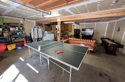 Long Barn Cabin | <15min to Dodge Ridge. Cozy cabin with game room, fire pit and wifi!