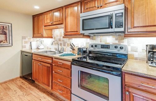 Incline Village Condo | 168 Forest Pines | 2BR/2BA Incline Village | Pool