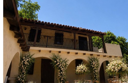Toluca Lake House | 1929 Historical Spanish Villa in charming Toluca Lake North Hollywood
