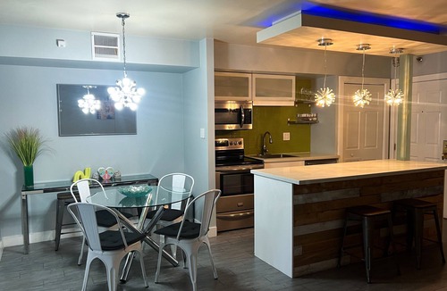 Las Vegas Strip Condo | 1BED 1BATH - SUPERB LOCATION - NEXT TO COSMO & BELLAGIO