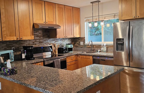 San Rafael House | 2-bedroom, 1.5 bath, Pet friendly townhome in San Rafael