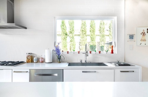 Mar Vista House | 2 bedroom, 2 bathroom, modern, house with large backyard and patio