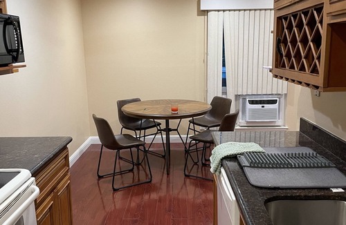Snail Condo | 2 Bedroom Condo in the heart of Silicon Valley (Sunnyvale)