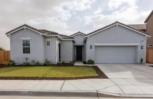Clovis House | 2 Bedroom Guest Suite with private entrance!