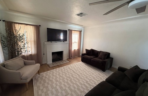 Bakersfield House | 2-bedroom house in soothing Bakersfield with refreshing AC