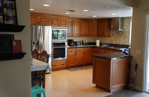 Agoura Hills House | 2-bedrooms 1 bath in the house wonderful Agoura Hills with AC