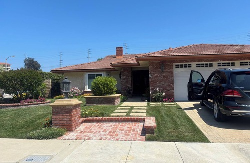 Agoura Hills House | 2-bedrooms 1 bath in the house wonderful Agoura Hills with AC