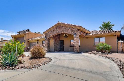 Lake Havasu City House | 2 Casitas! Luxe Group Getaway, 3 Mi to Lake Havasu