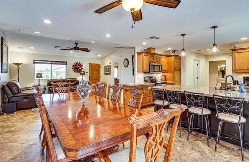 Lake Havasu City House | 2 Casitas! Luxe Group Getaway, 3 Mi to Lake Havasu