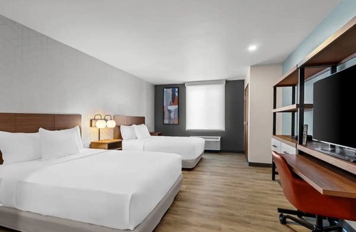 Temecula Hotel | 2 Fully Equipped Suite Perfect for Temecula Stays | Free Parking & Pet-Friendly
