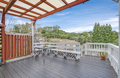 Castro Valley House | 2 Kings bed french country house with a View and Hot tub