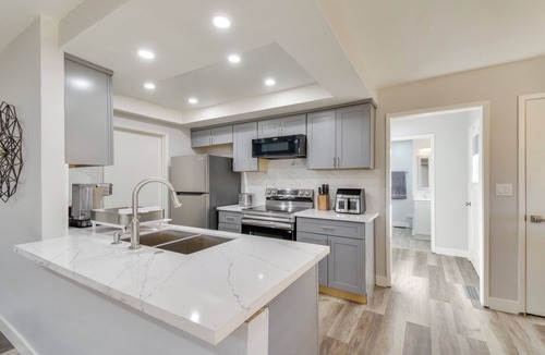 Merced House | 2 Mi to UC Merced: Modern Home w/Private Yard