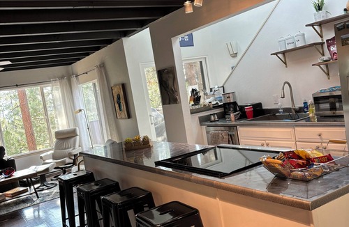 Zephyr Cove House | 2 miles to everything Tahoe and Air Conditioning!