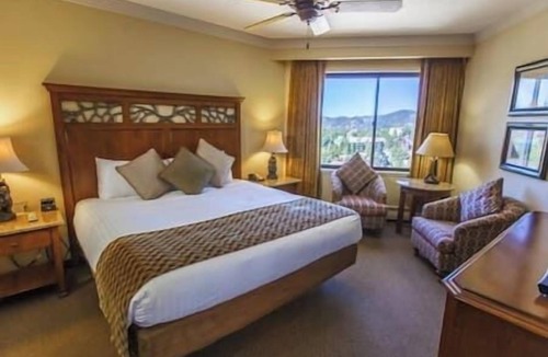 Tahoe Village Resort | 2 The Ridge Resort Lake Tahoe, Hot Tub, Fireplace