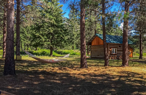 Northport Cabin | 20-acre dog-friendly glamping camp with adorable cabin- near the Columbia River
