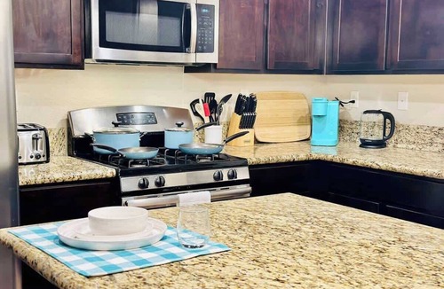 Fernley House | 20 Min to USA Pkwy|4-Bedroom/2-Bath/Pet OK/Sleeps14
