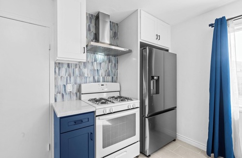 Tustin Apartment | 20% OFF Monthly/Cozy Modern Suite