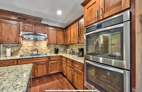 Tahoe Meadows Condo | #202-cnvnt 3B3B fit 12P, 8 mins walk to heavenly