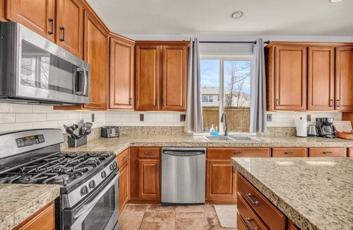 Reno House | 22 Min to Ski 5 TVs Sleeps 13