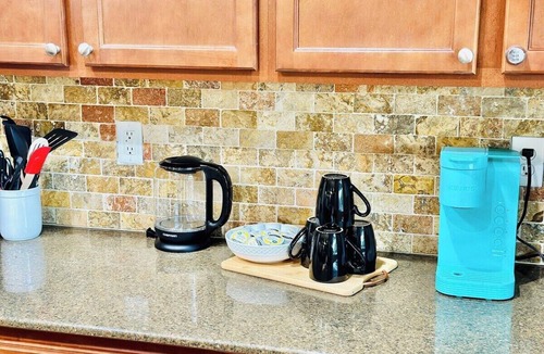 Reno House | 22 Mins to Ski/Long Driveway/9 Beds/6TVs/Sleeps16