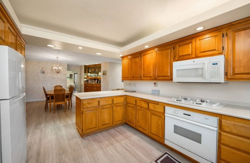 Silver Strand House | 25% Off Aug 13-16! Walk 2 Beach, Private Jacuzzi*