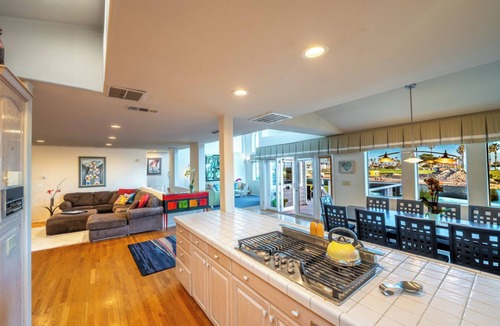 Pierpont Bay House | 25% Off Aug WkDay Perfect 4 Families Walk 2 Beach*