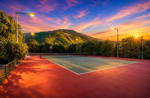 Fillmore House | 25% Off July 18-24 Great 4 Families -Pool, Jacuzzi