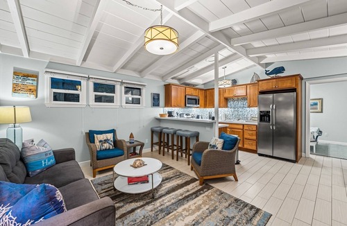 Pierpont Bay House | 25% Off Sept 10&11 Amazing Reviews, Walk To Beach*