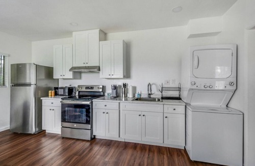 San Bernardino Apartment | 2BDRM ADU | 4min2Hospital | Close To Freeway