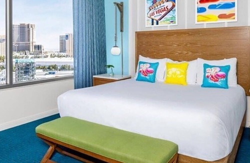 Las Vegas Resort | 2Bed/2Bath Deluxe Spacious Condo in Las Vegas, Complete With Margarita Mixer!