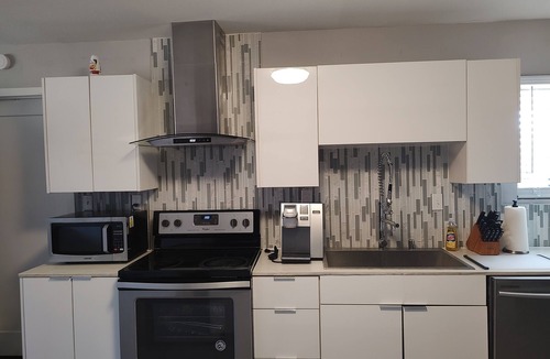 Las Vegas House | 3 Bedroom/3 Bathroom Home w/Parking, Wifi, Washer