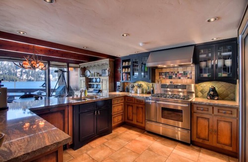 Truckee House | 3 bedroom and Den, 3.5 bath, sleeps 8, Lakefront with private dock DLR#004