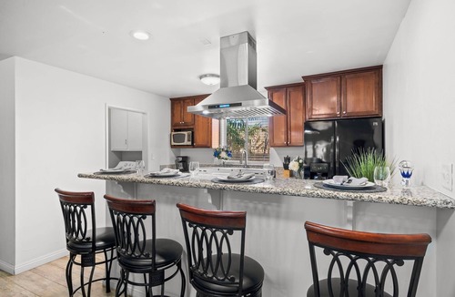 Pumpkin Center House | 3-bedroom Countryside Home in Bakersfield, Pet Friendly & close to Casino