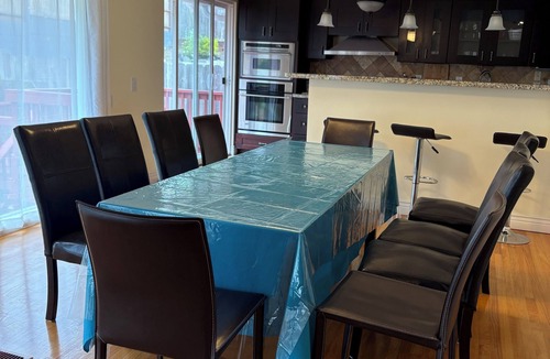 South San Francisco House | 3-bedroom house, upper unit, in charming South San Francisco.