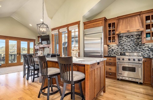 Eastside Santa Cruz House | 3 Bedroom Home - walking distance to the harbor!