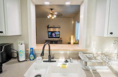 Yuba City House | 3-bedroom house in delightful Yuba City with WiFi, AC