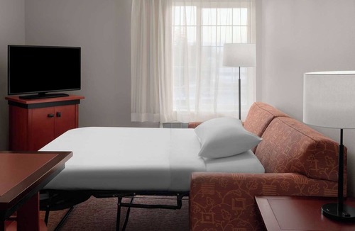 Snail Hotel | 3 Executive Suites | 1 Bed Each | Sunnyvale Location