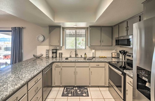 Lake Havasu City House | 3 Mi to Lake Havasu: Home w/Patio & View!