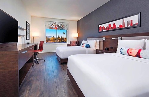 West San Jose Hotel | 3-Star Hotel ∙ Aloft San Jose Cupertino