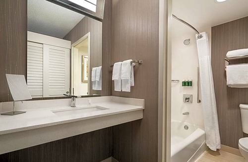 Larkspur Hotel | 3-Star Hotel ∙ Courtyard San Francisco Larkspur Landing/Marin County