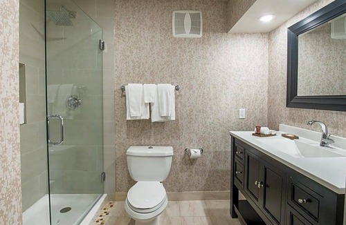 Barron Park Hotel | 3-Star Hotel ∙ The Creekside Inn