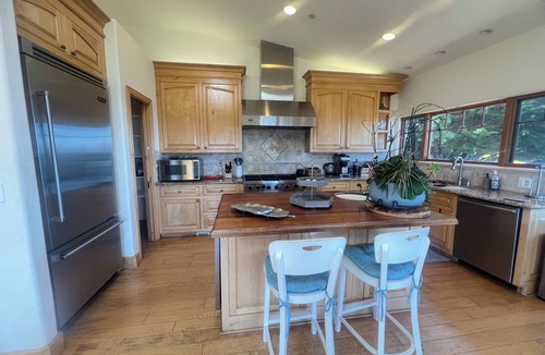 Carmel Highlands House | 30 Day Stays - Fabulous 4-bedroom house in charming Carmel perfect for families