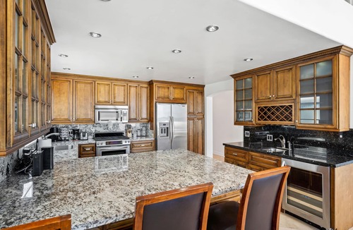 Hollywood House | 3525O - Big Blue Beauty: 3 BR, 5 BA House in Oxnard, Sleeps 6