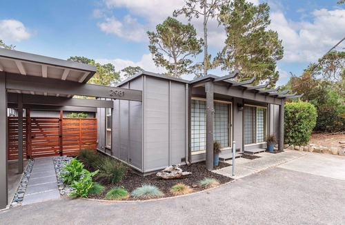 Del Monte Forest House | 3830 The Caddy Shack ~Golf & Dine in Pebble Beach®