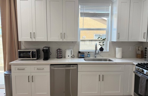 Valinda House | 3B2.5B Brand new Modern Spacious Hlf Hr Disneyland